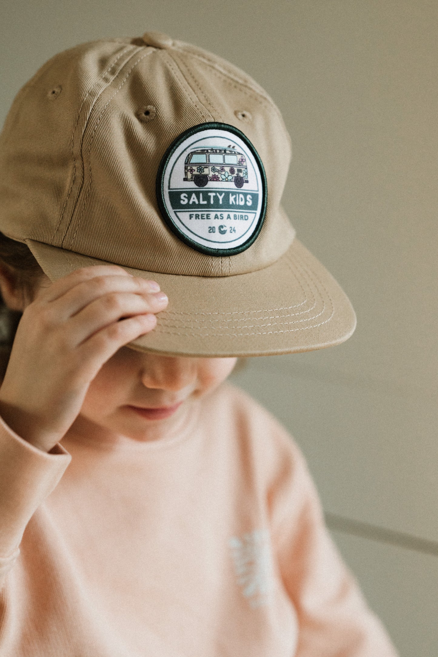 Unstructured cap - the van