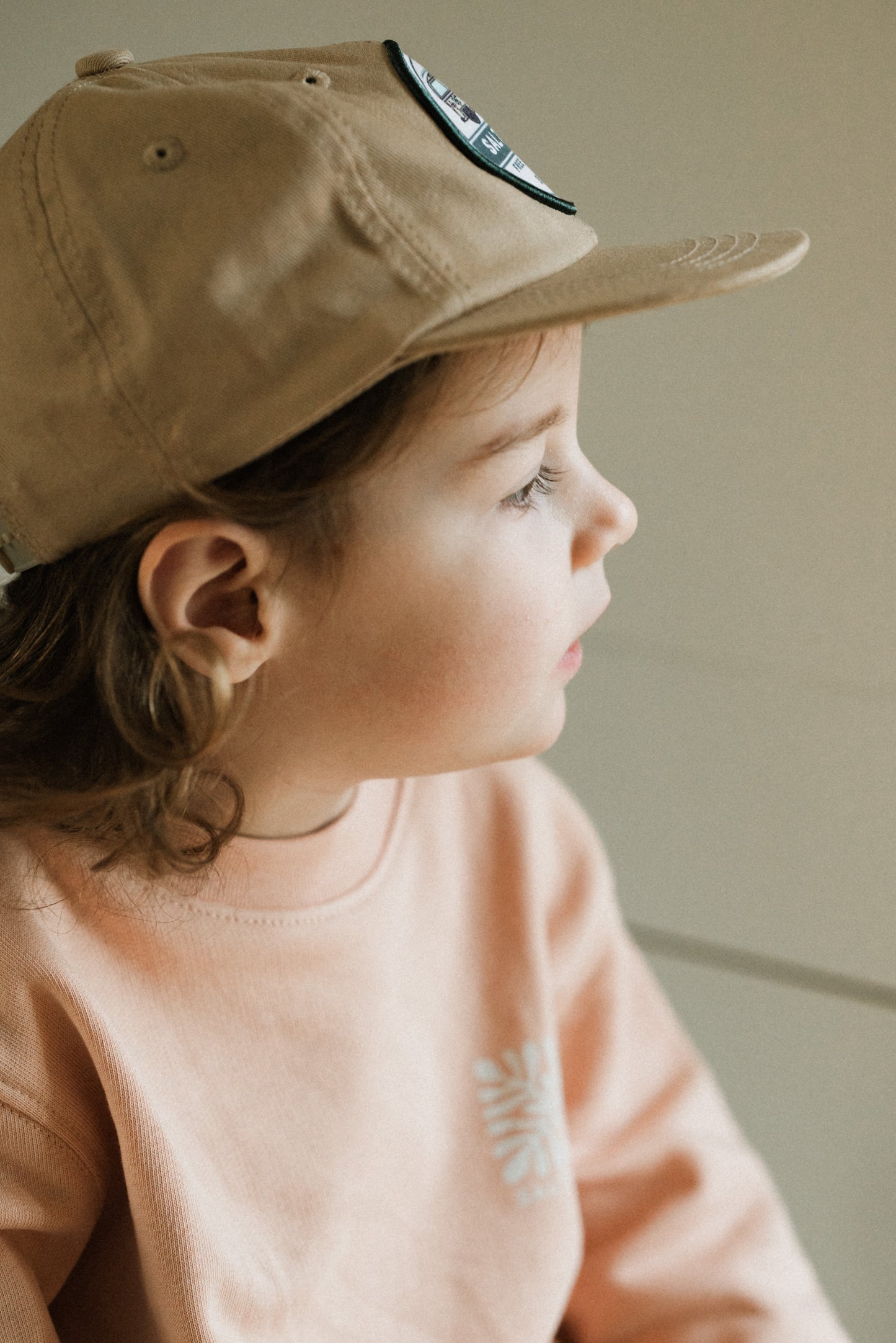 Unstructured cap - the van